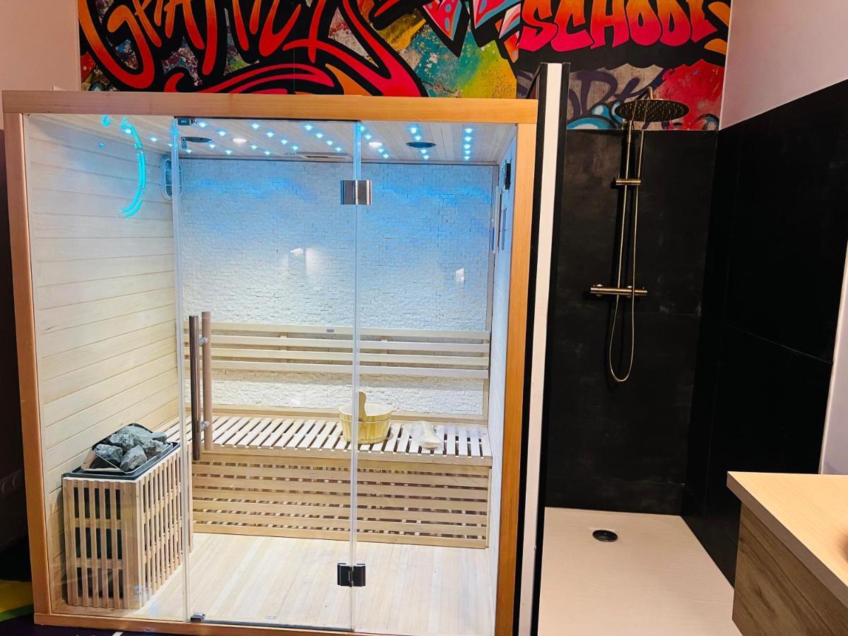Capsule Street Art - Sauna- Jacuzzi - Playstation 5 - Billard - Netflix - Home Cinema - Terrasse Douai Eksteriør bilde